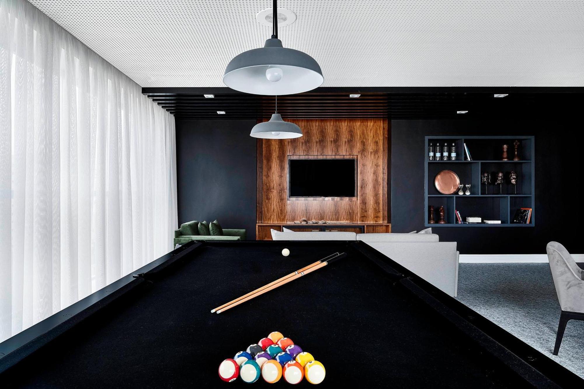 シェラトン サントス ホテル エクステリア 写真 The pool table at the home of the 2016 winner